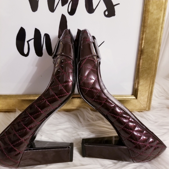 Anne Klein quilted patent leather Akneely shoes - Picture 7 of 8